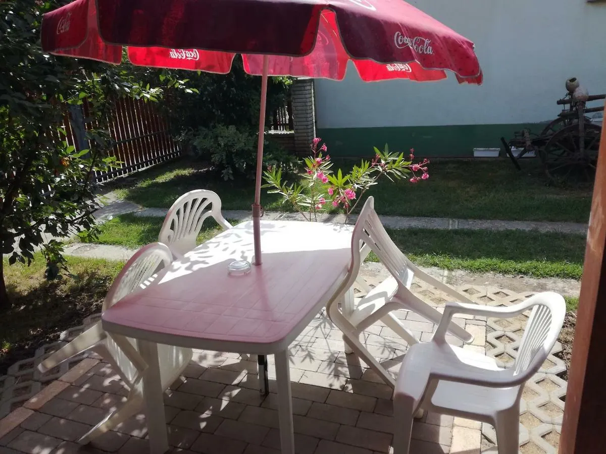 Plajbi Apartment Hajdúszoboszló